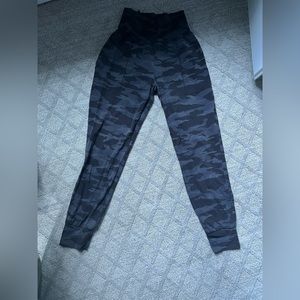 Athleta Salutation Jogger